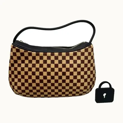 Bolsa Louis Vuitton Pochette, Excelente