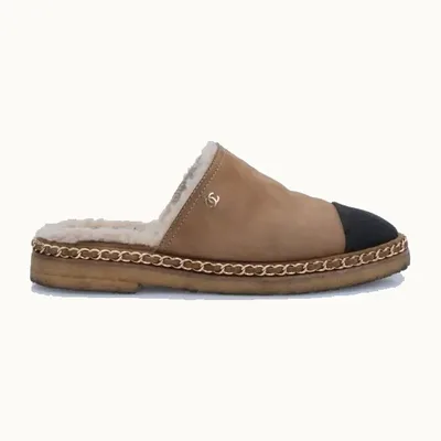 Chanel Chain Link Shearling Flats Brown, Size 38.5
