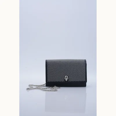 Bolsa Alexander McQueen Skull Studded Negra