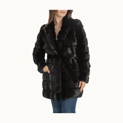 Yves Saint Laurent, Talla 38