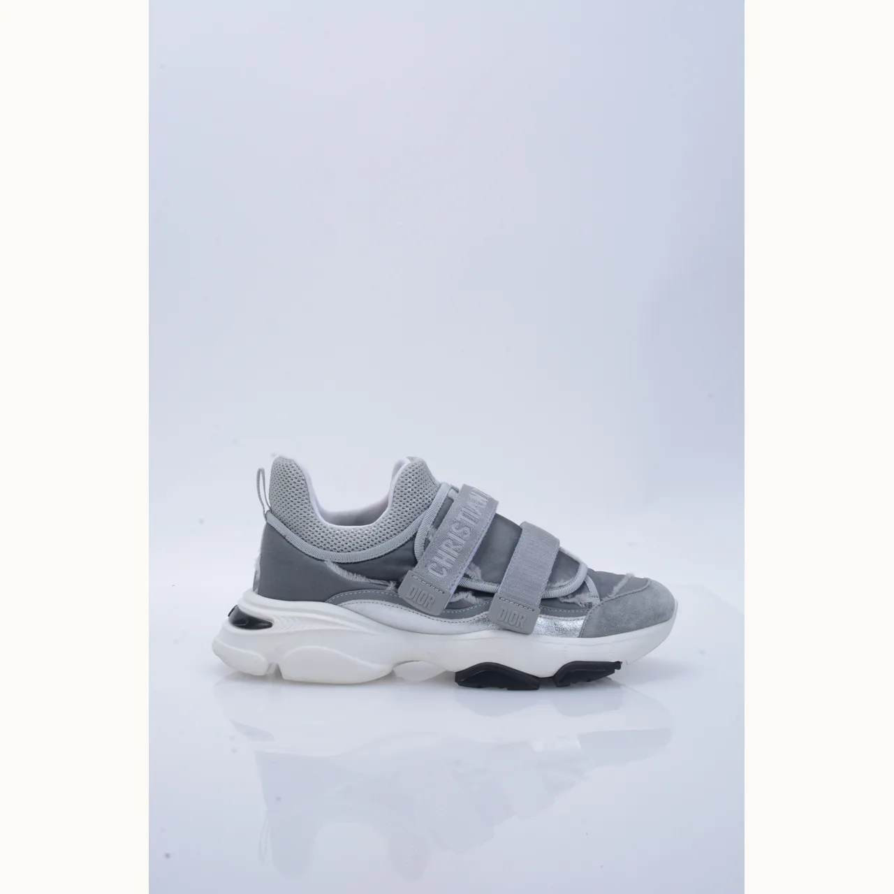 Tenis Dior DWander Gris Talla 39 / 6 mx