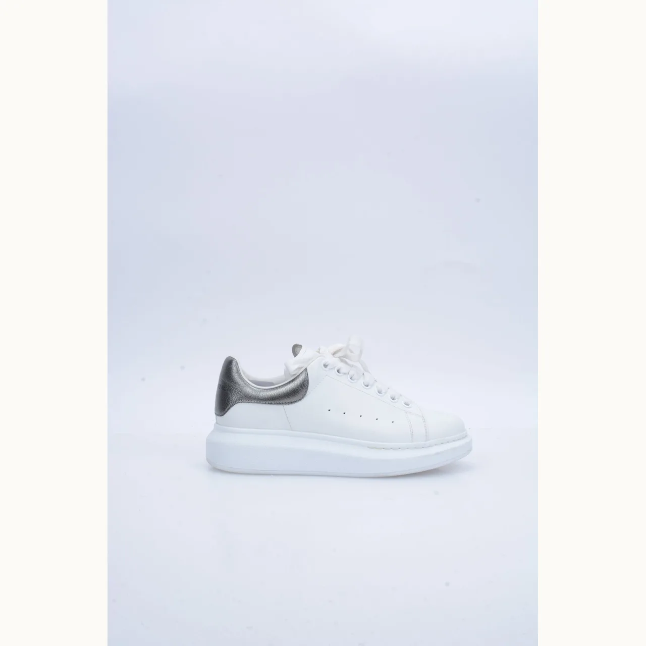 Tenis Alexander McQueen Oversized Blanco Talla 39 / 6 mx