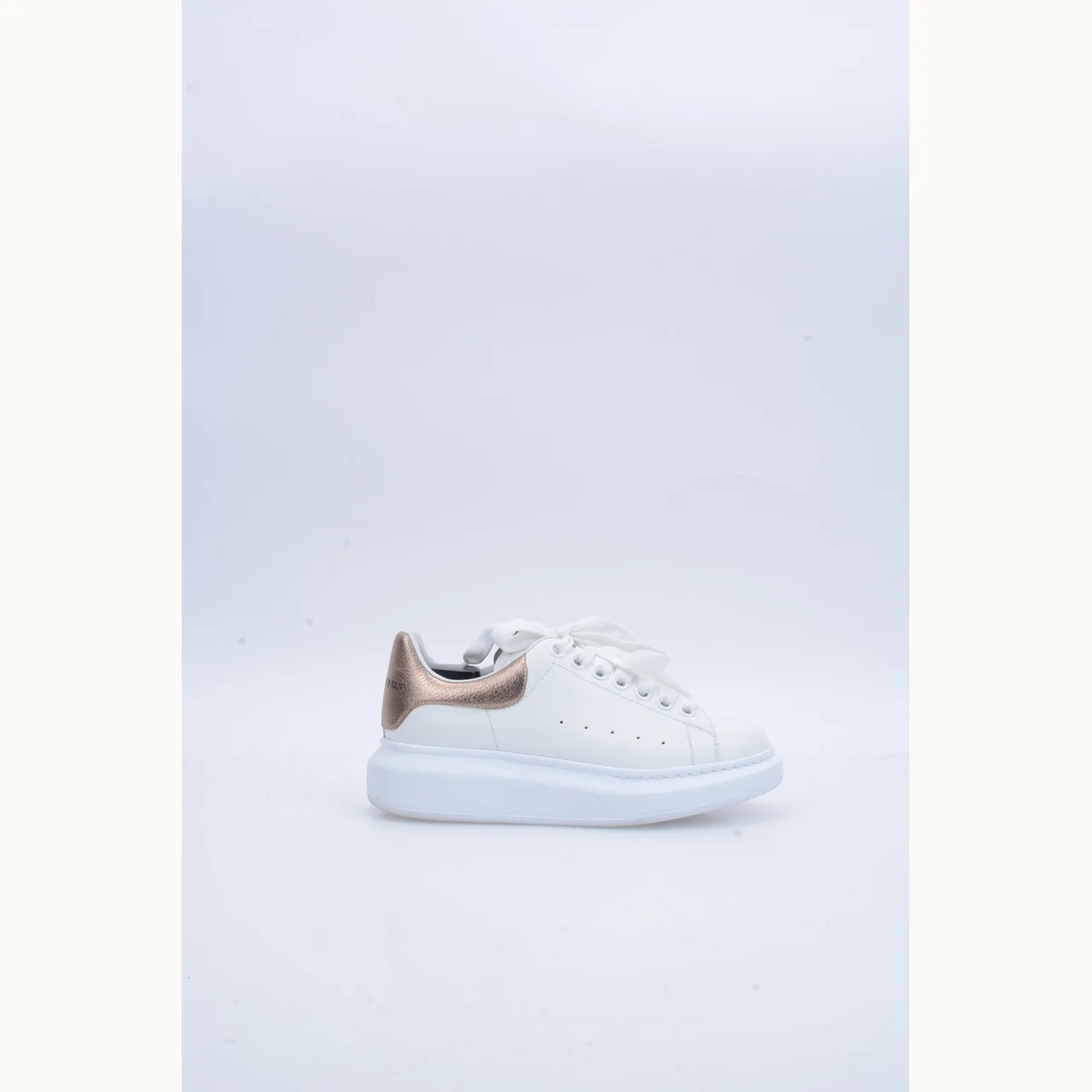 Tenis Alexander McQueen Oversized Blanco Talla 36.5 / 3.5 mx