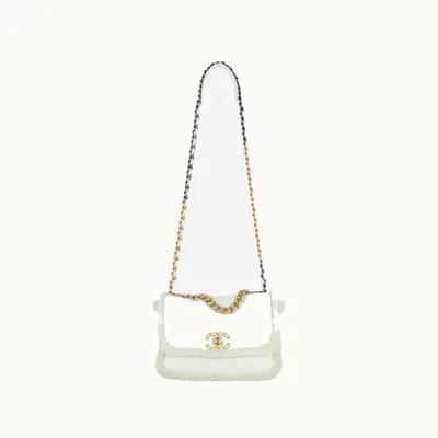 Chanel 19