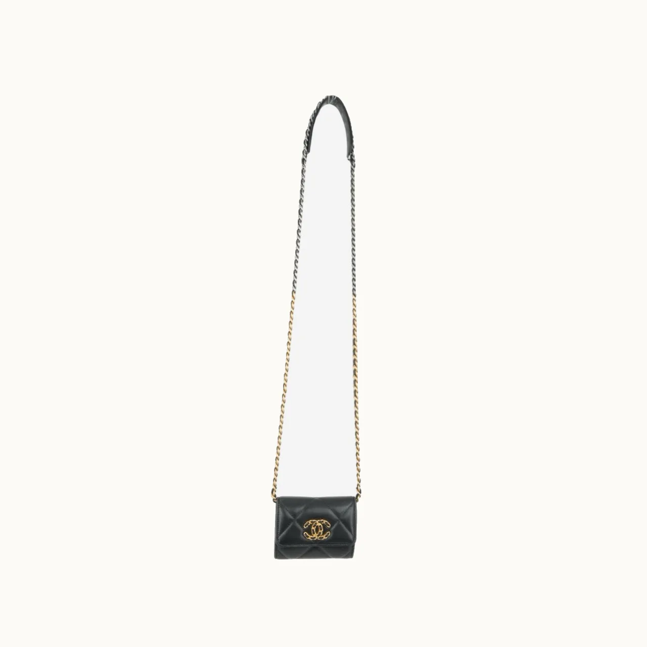 Chanel 19