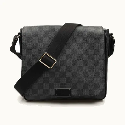 Louis Vuitton Distrit