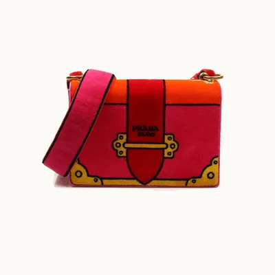 Prada Cahier